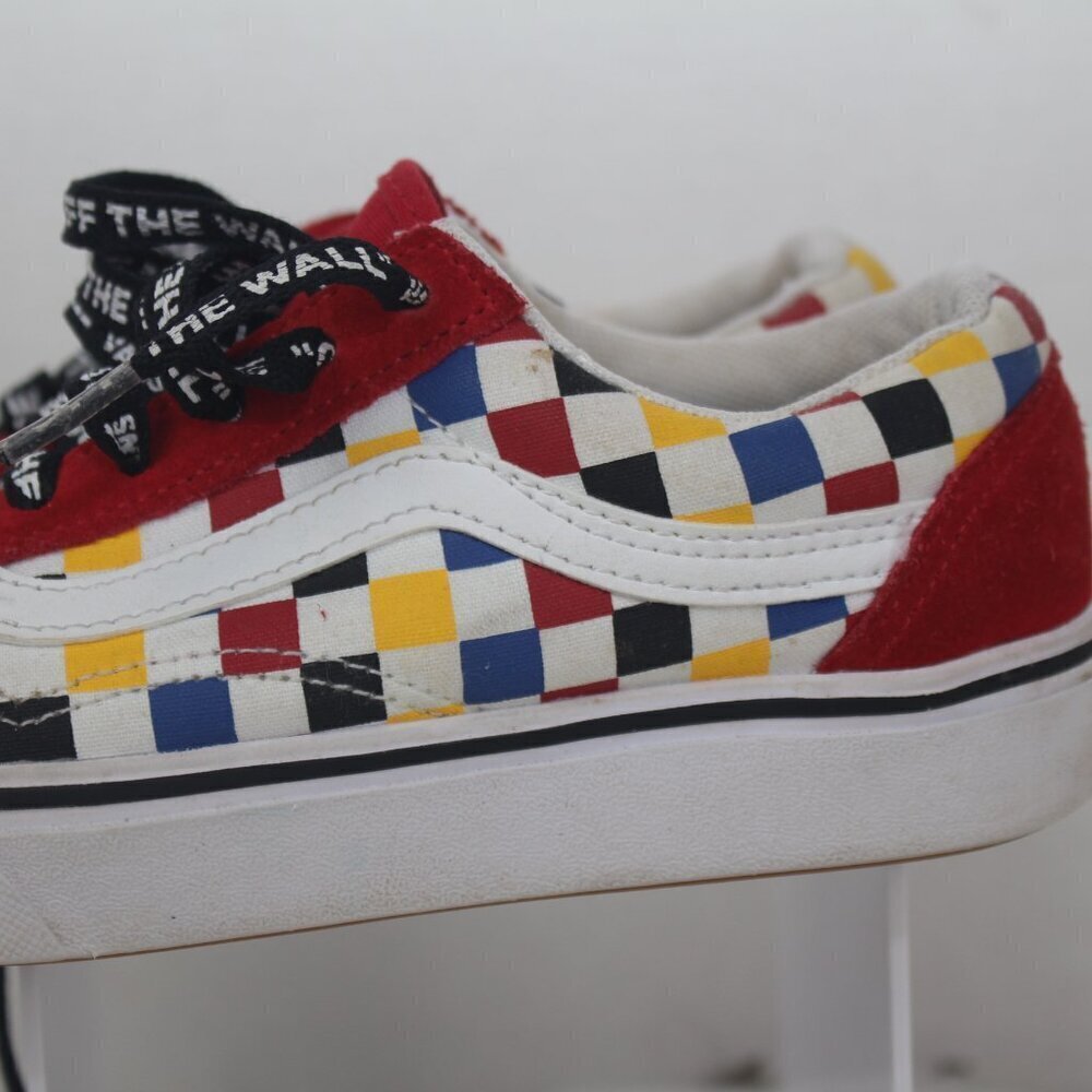 VANS - Picture 5 of 11